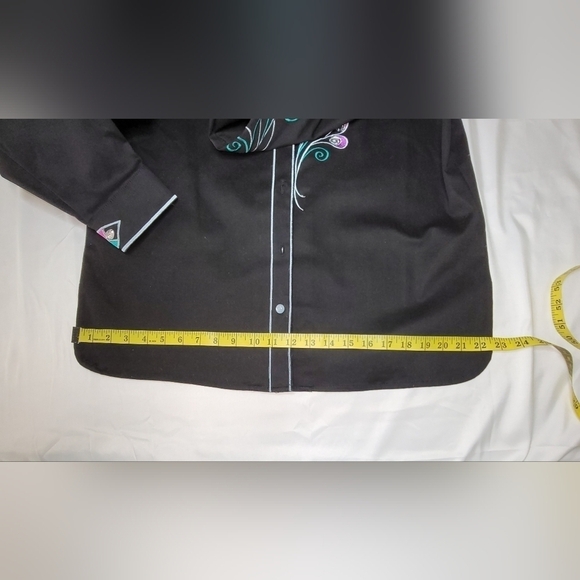 Bob Mackie Wearable Art Black Button-down Embroidered Shirt Size M - Picture 16 of 16